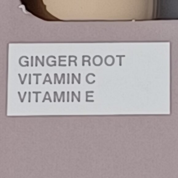 New Revlon Illuminance Face Tint Serum 117 Light Beige SPF 15 Foundation - Picture 2 of 4